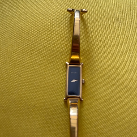 Vintage Gucci Watch - Picture 11 of 11